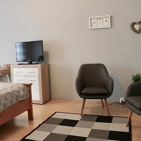 Szabadság Apartman Pécs Exterior foto
