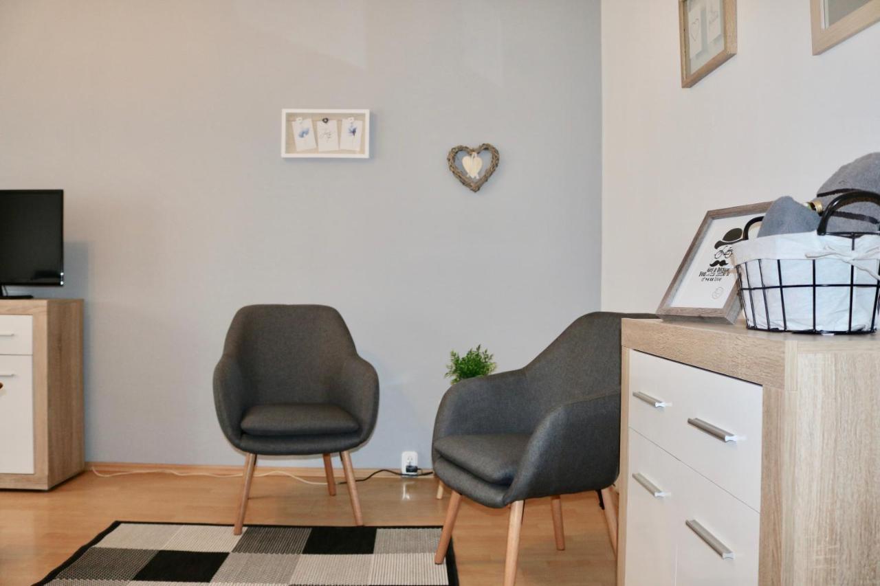 Szabadság Apartman Pécs Exterior foto